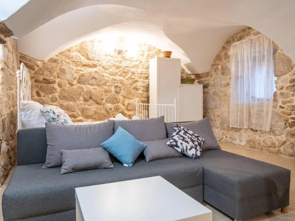 Holiday Home Dvor By Interhome