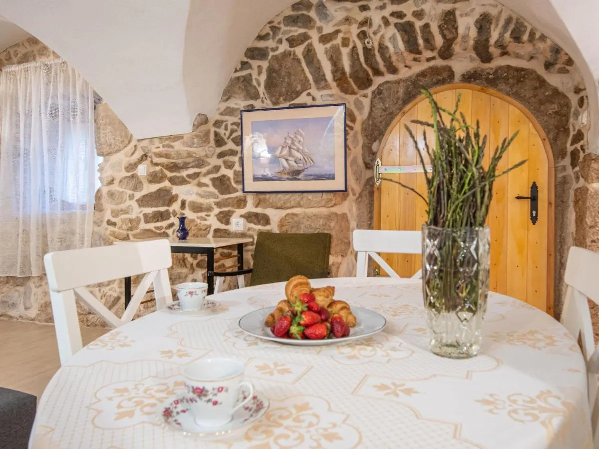 Holiday Home Dvor By Interhome
